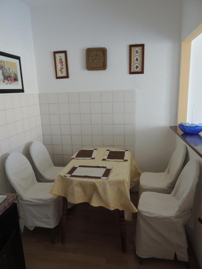 Apartman Husic Pag Town Eksteriør billede