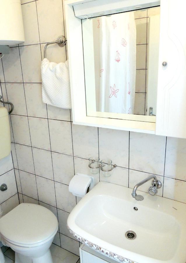 Apartman Husic Pag Town Eksteriør billede