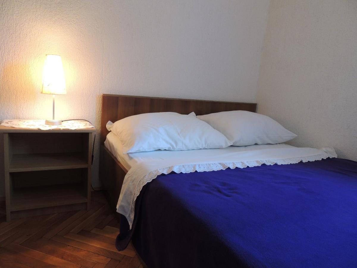 Apartman Husic Pag Town Eksteriør billede